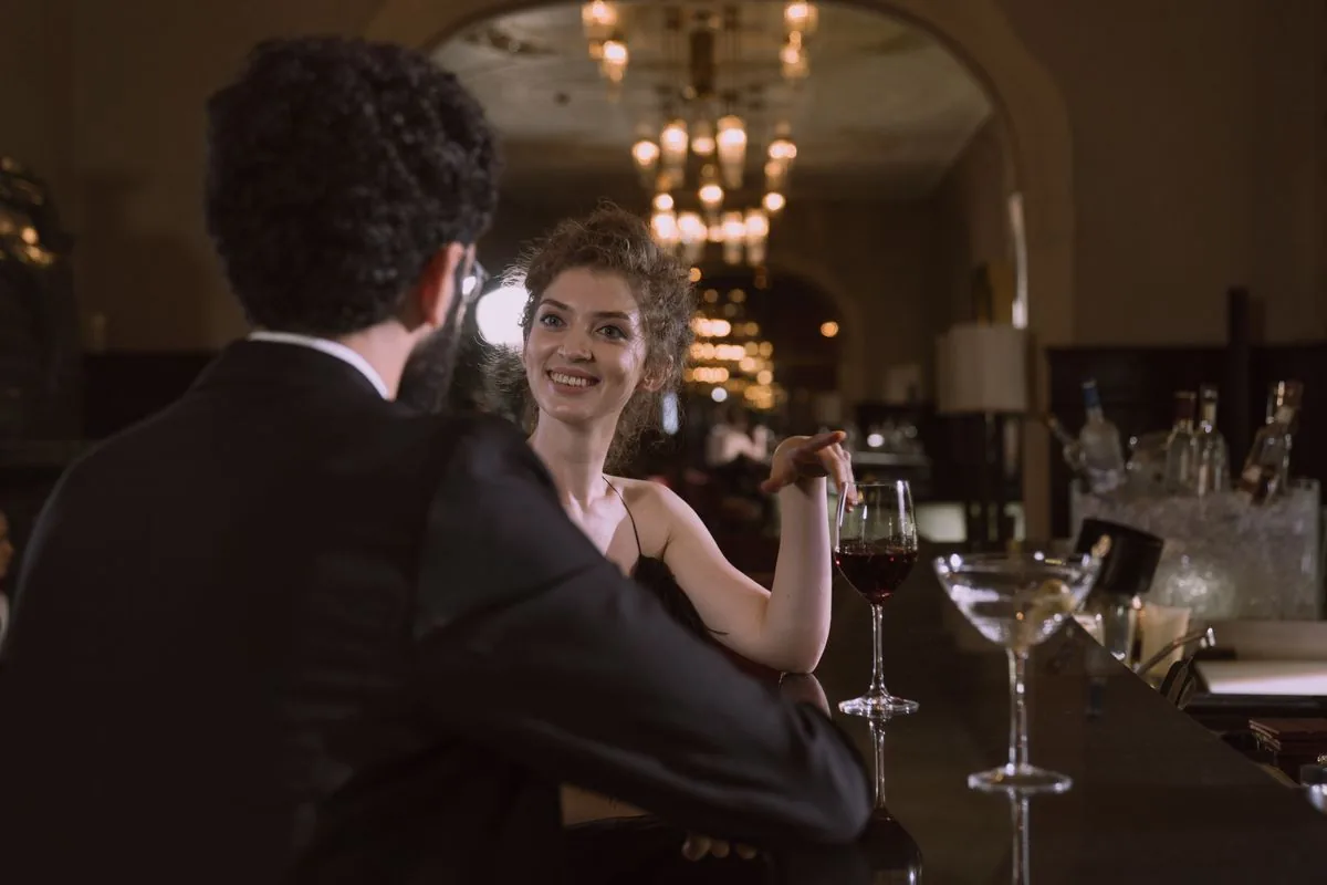 Upscale Cherry Creek date setting